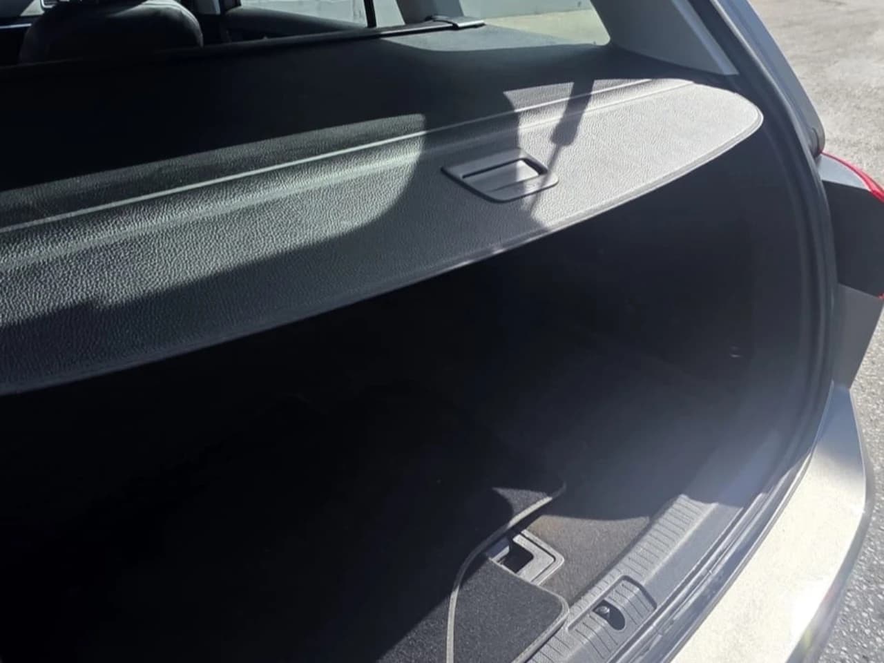 2015 Volkswagen Golf Sportwagon - Image 10