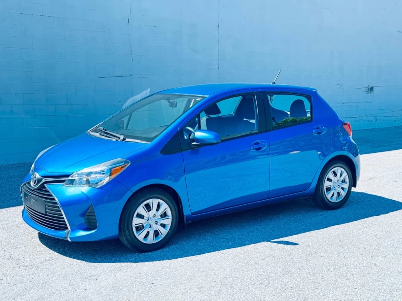 2016 Toyota Yaris - Image 4