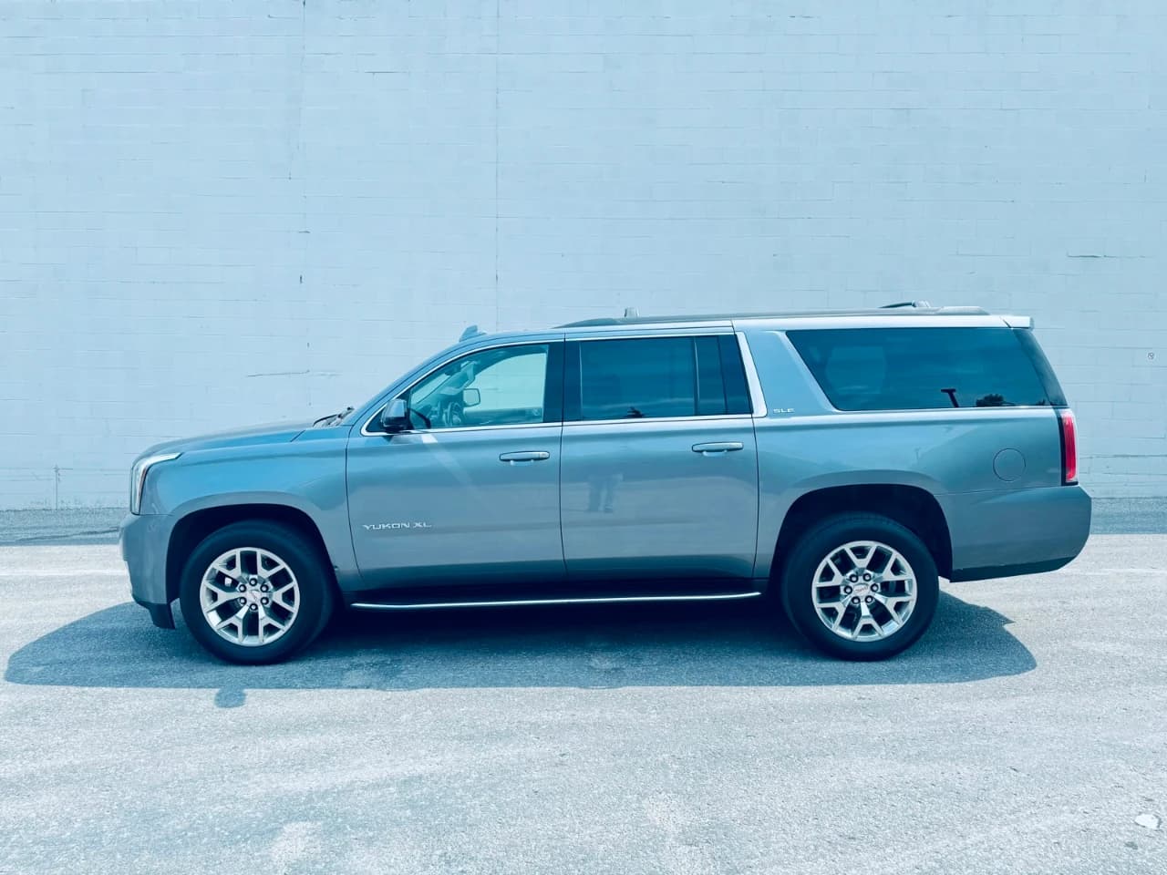 2020 GMC Yukon XL - Image 7