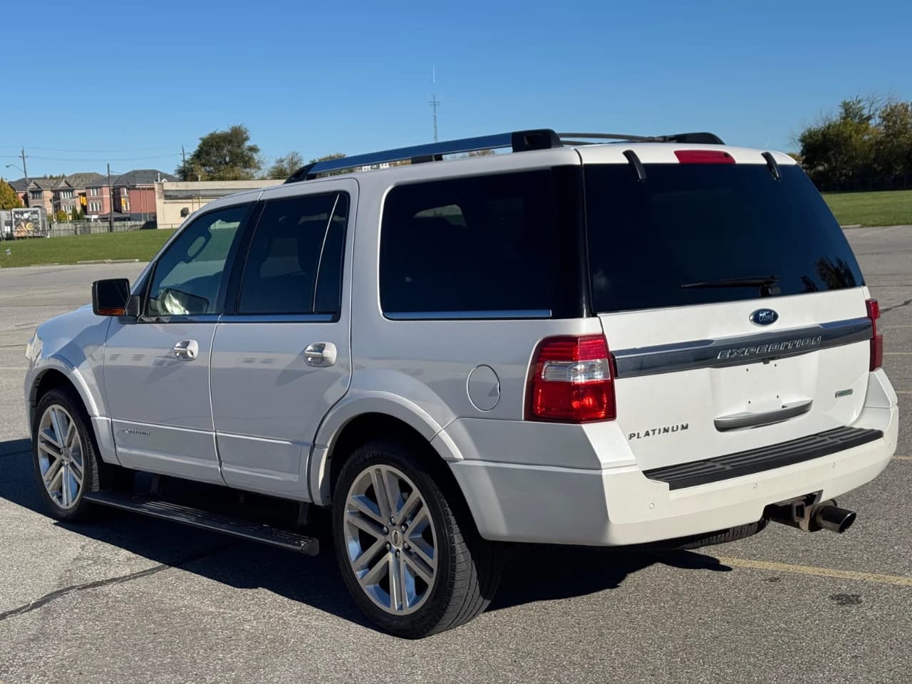 2016 Ford Expedition - Image 8