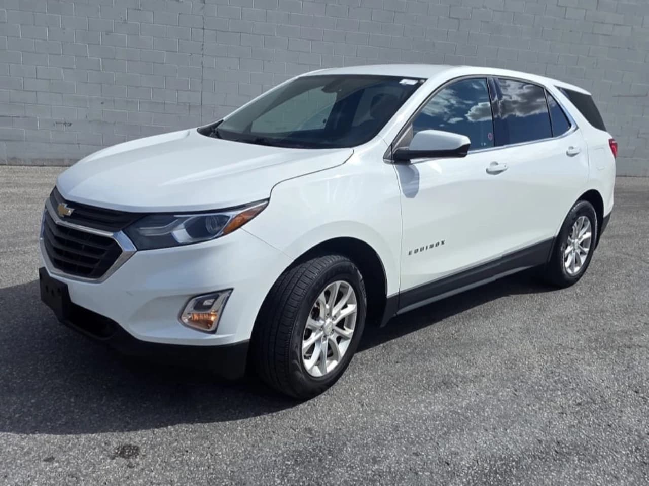 2018 Chevrolet Equinox - Image 1