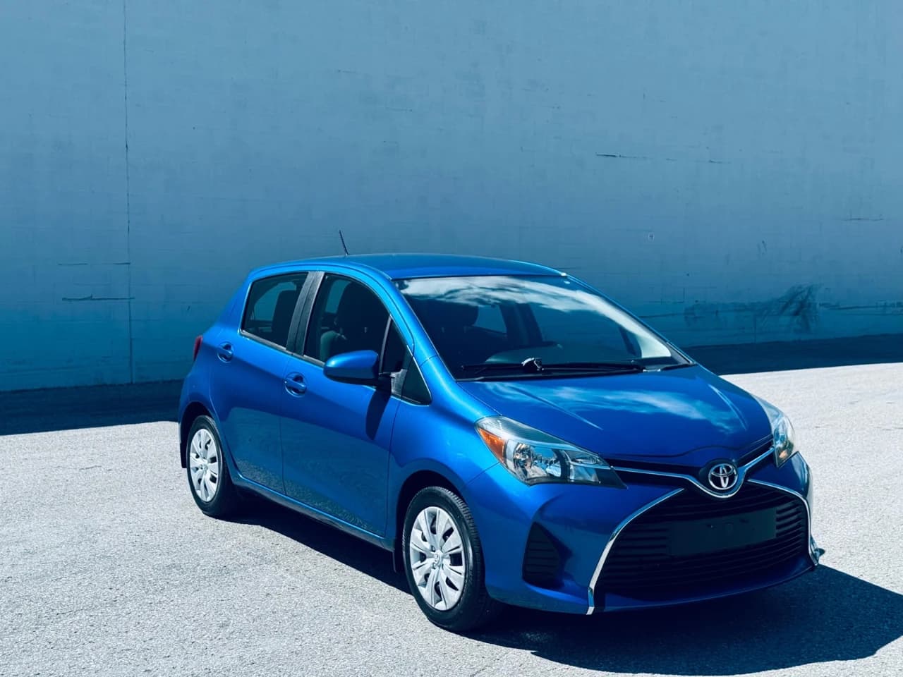 2016 Toyota Yaris - Image 1