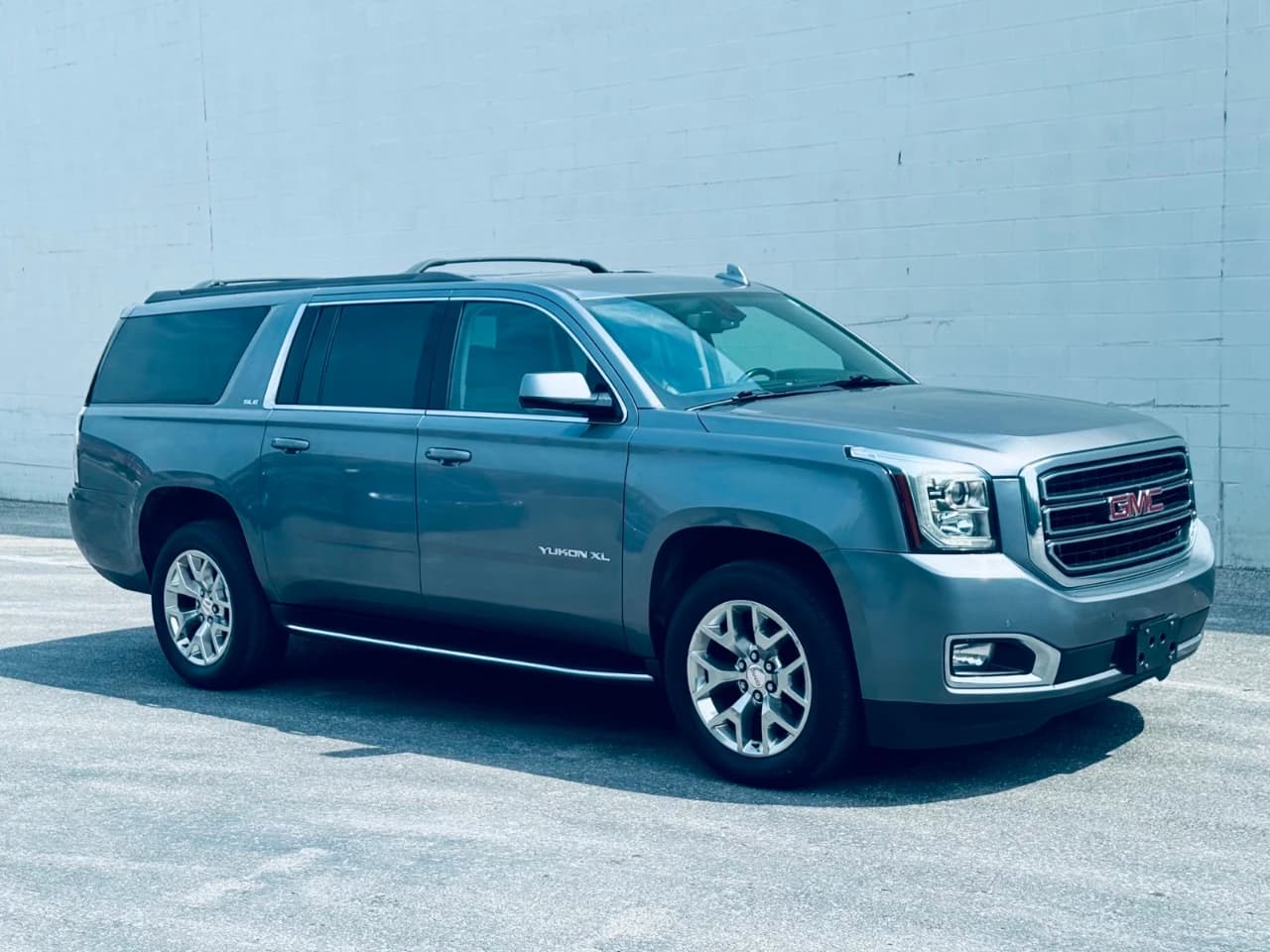 2020 GMC Yukon XL - Image 1