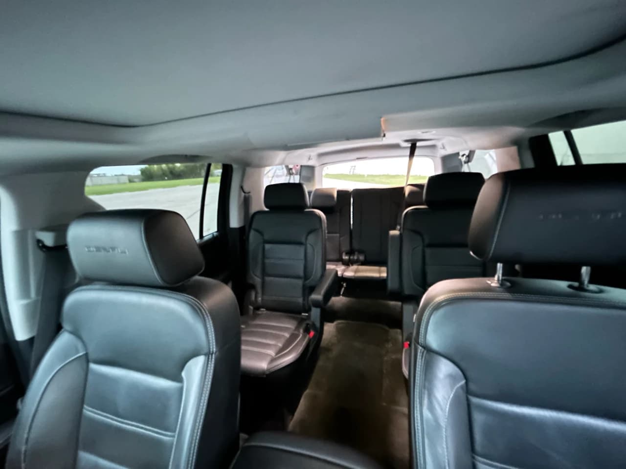 2015 GMC Yukon XL - Image 12