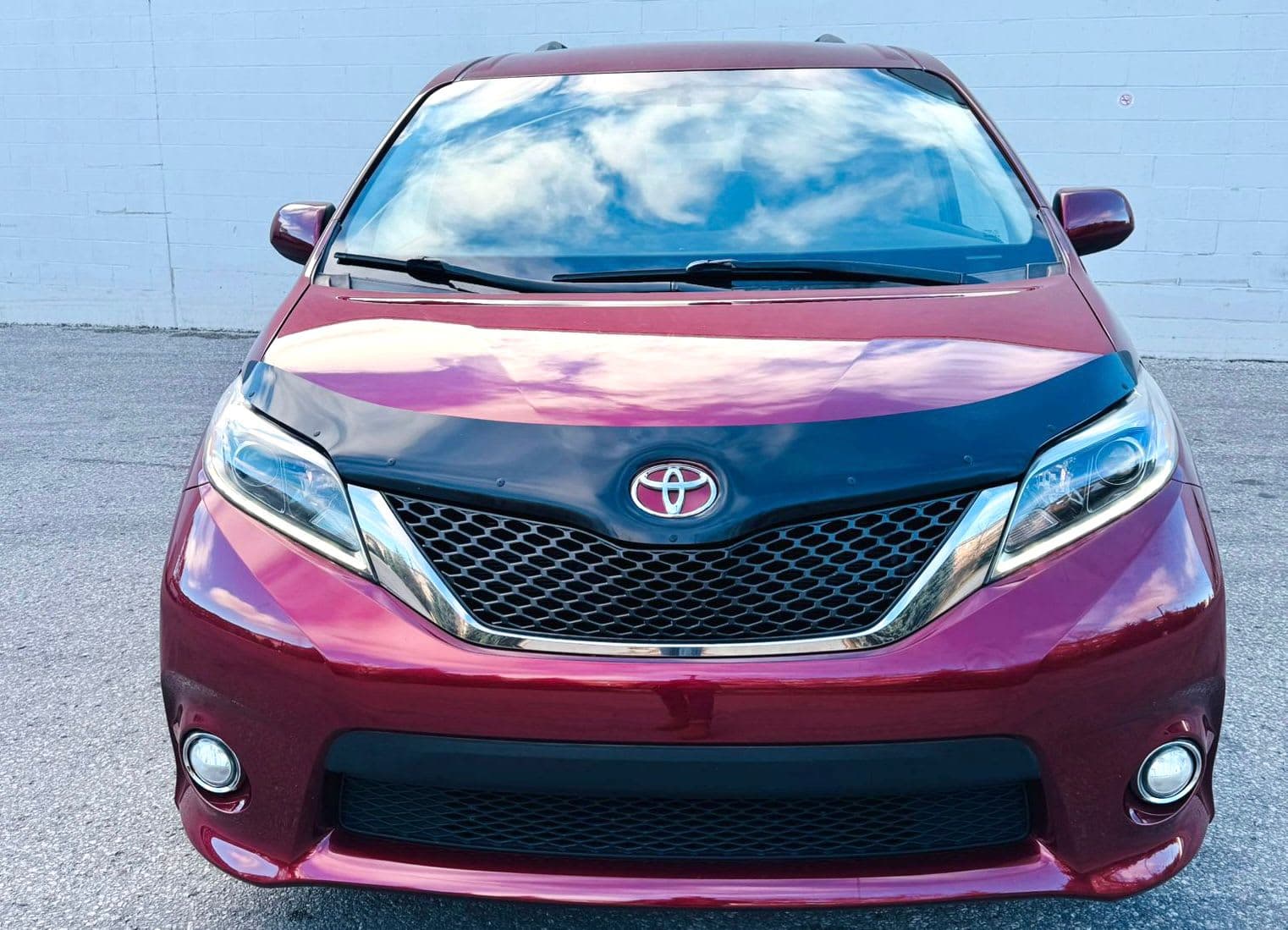 2017 Toyota Sienna - Image 5