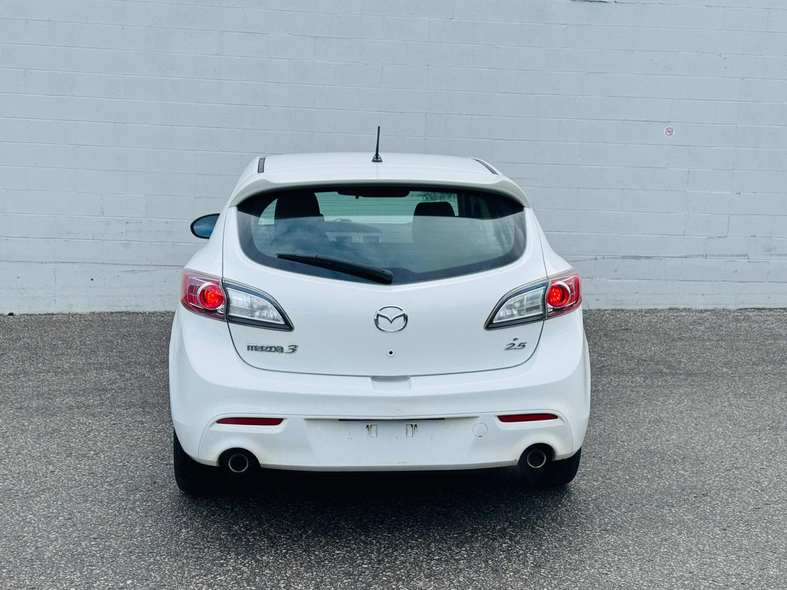 2010 Mazda Mazda 3 - Image 4