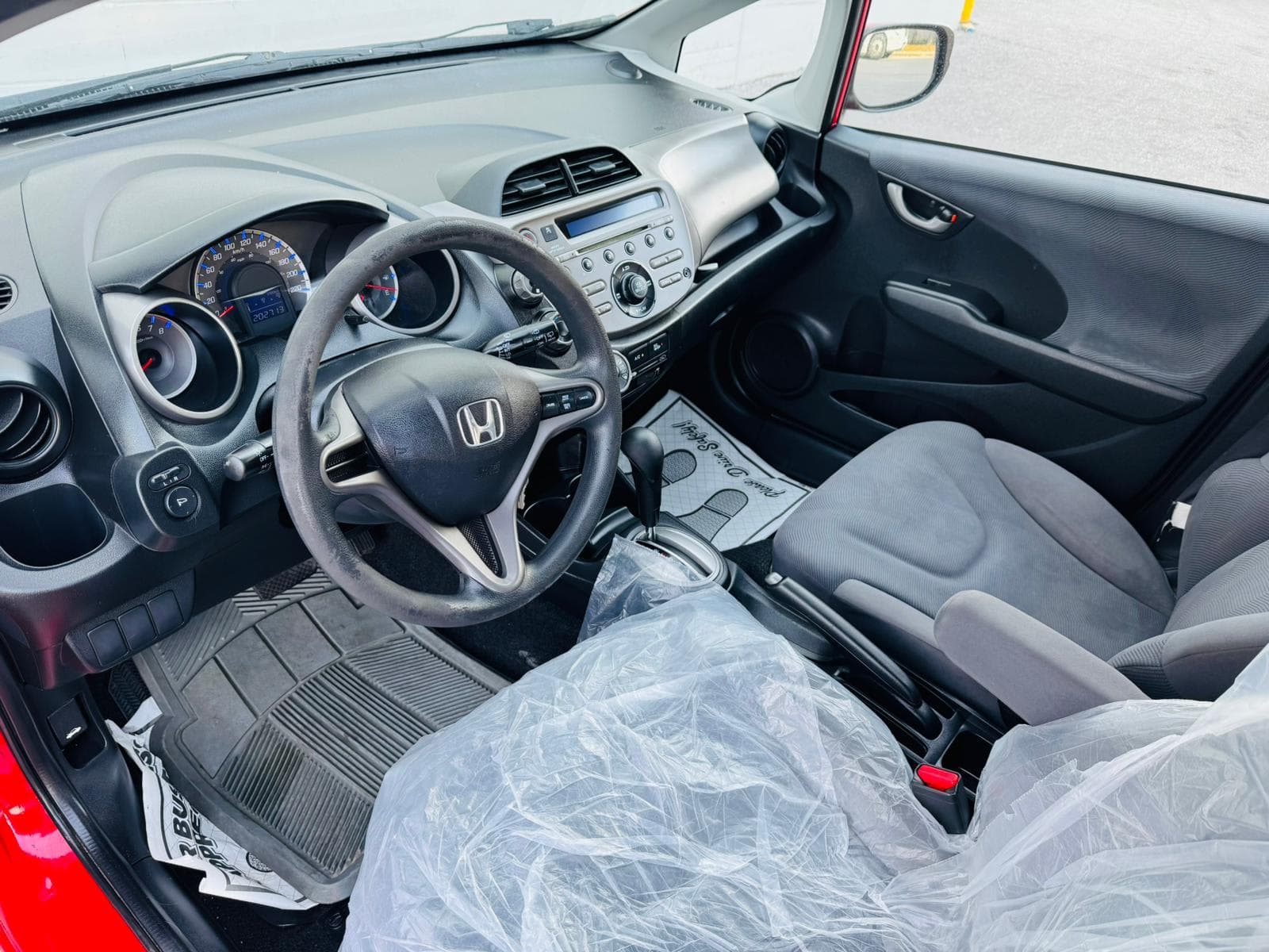 2010 Honda Fit - Image 8