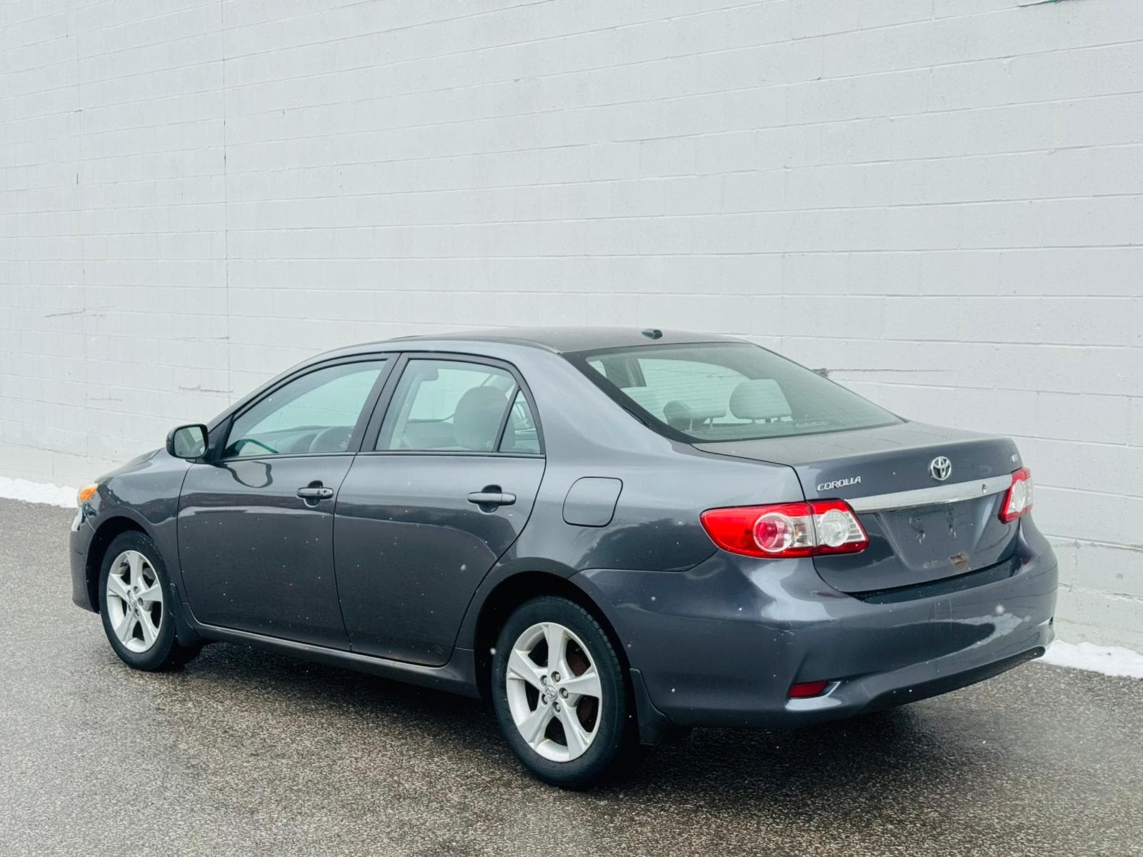 2011 Toyota Corolla - Image 5