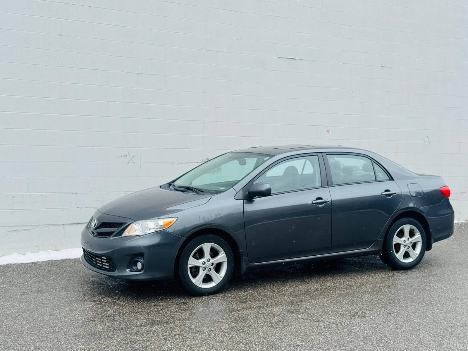 2011 Toyota Corolla - Image 4