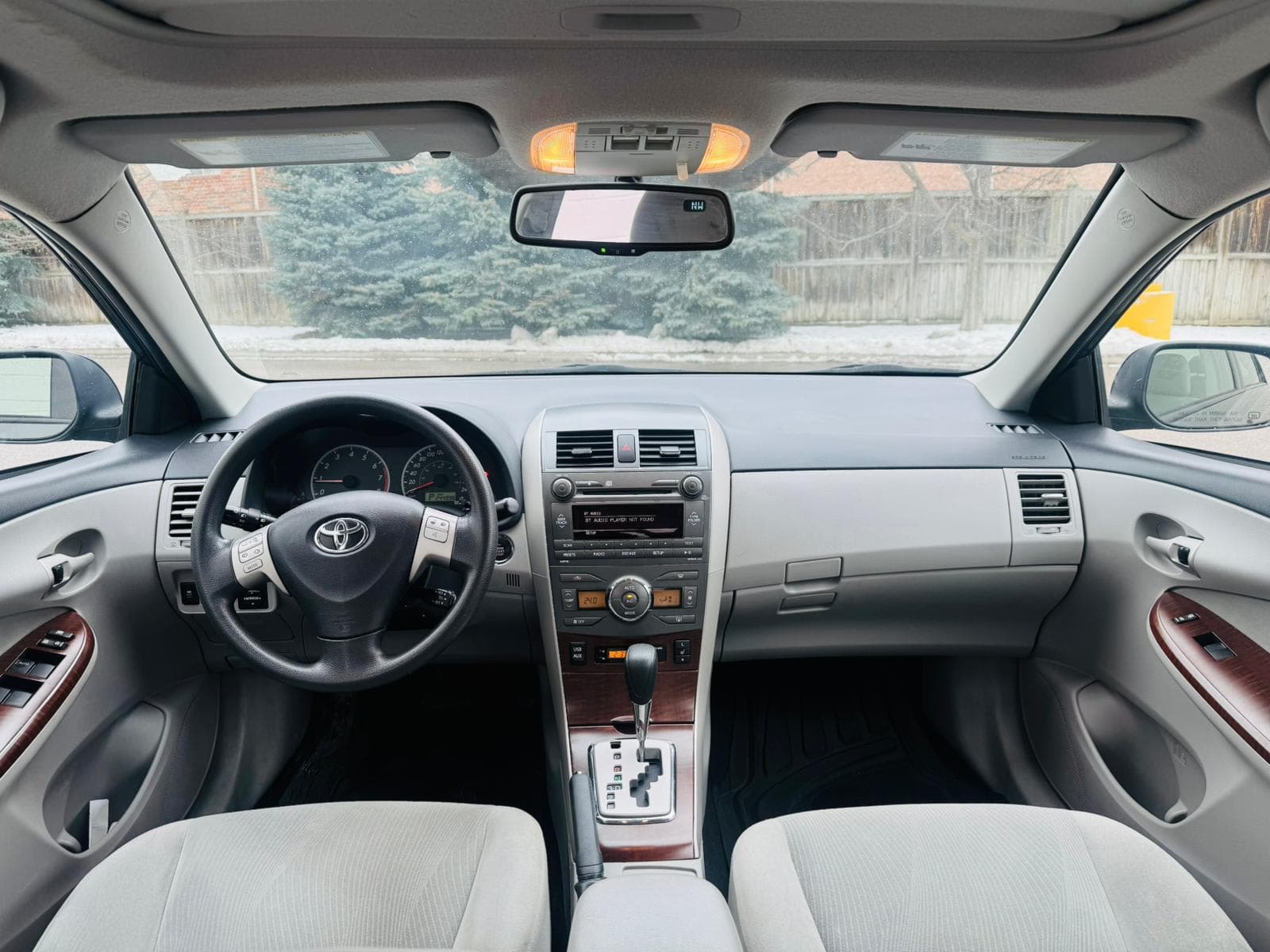 2011 Toyota Corolla - Image 10